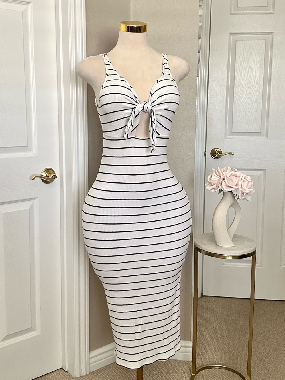 Express White Black Striped Ribbed Tank Midi Dress w/ Front Tie & Cutout Sz XS